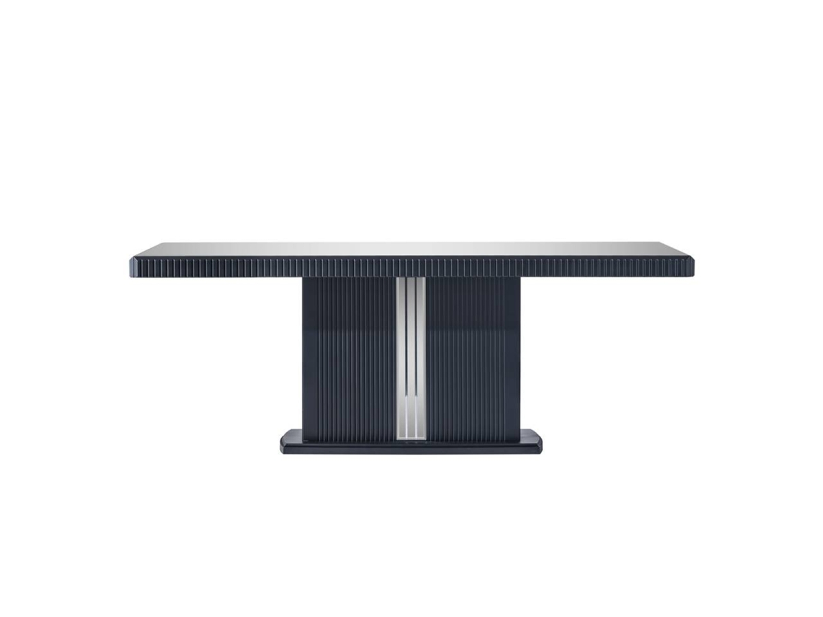 Lion Table